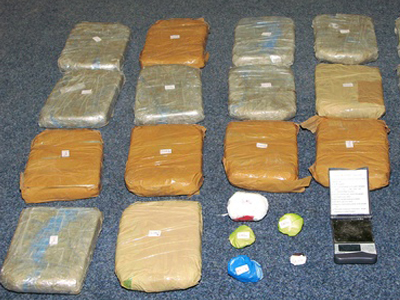 Συνέλαβαν αλλοδαπή μεγαλέμπορο ναρκωτικών