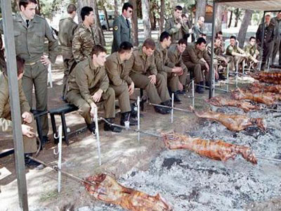 Τέρμα οι σούβλες και τα αρνιά για τους φαντάρους…