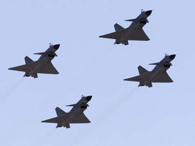 Κλιμακώνεται η ένταση: τέσσερις χώρες στέλνουν πολεμικά αεροσκάφη στην Κίνα!