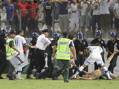 Επεισόδια με τραυματισμούς στην πρώτη ήττα της Ανόρθωσης