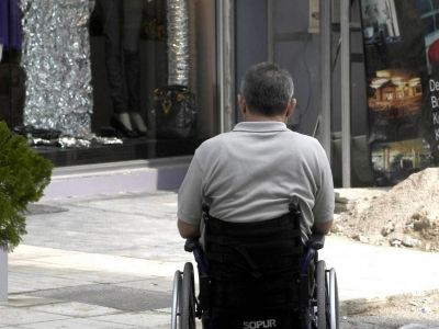 Οργισμένη επιστολή της ομοσπονδίας αναπήρων στον πρωθυπουργό