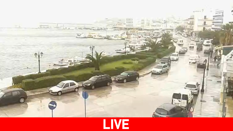 Απαγορευτικό στο λιμάνι της Τήνου – δείτε ζωντανά εικόνα