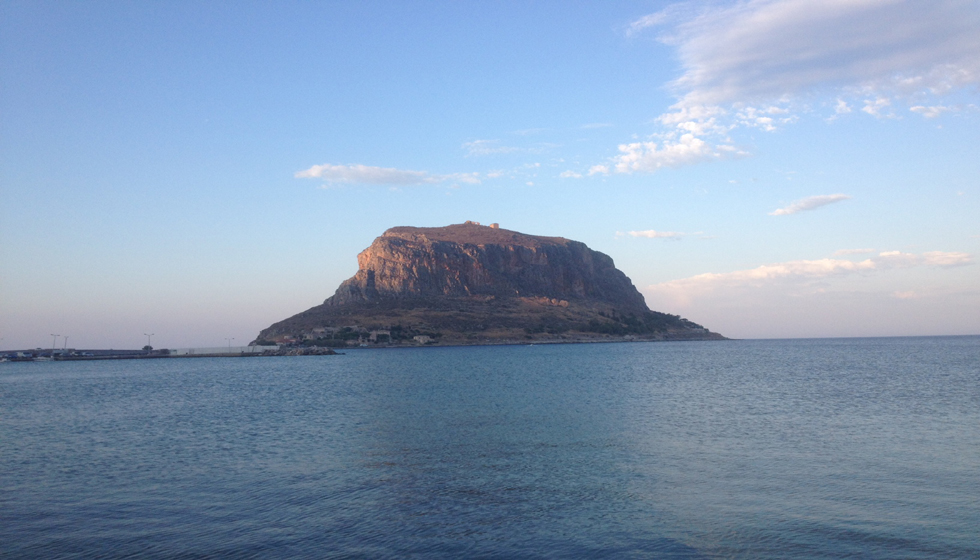 Τα κάστρα πια θυμίζουν Ειρήνη