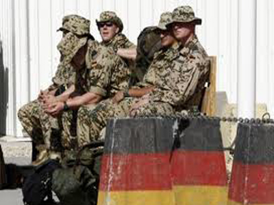 Μείωση του στρατεύματός της επεξεργάζεται η Γερμανία