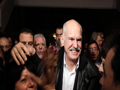 Ζωντανά στο zougla.gr η ανακοίνωση του νέου κόμματος του Γιώργου Παπανδρέου