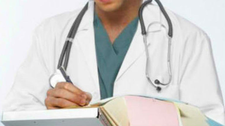 Πρόταση για επίσχεση εργασίας όλων των γιατρών στα Κέντρα Υγείας της Λάρισας