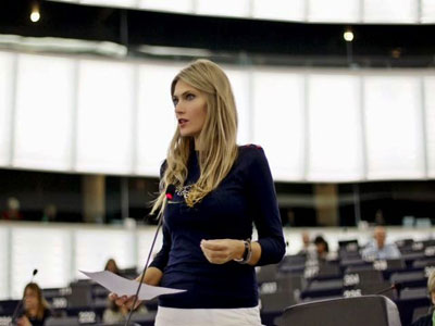 Παρέμβαση της Εύας Καϊλή στην Κομισιόν για το σκάνδαλο «Luxleaks»