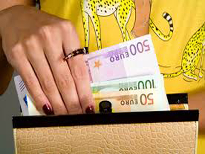 Σε «μαύρη λίστα» όσοι εισπράττουν παράνομα συντάξεις