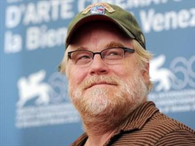 Από υπερβολική δόση κοκτέιλ ναρκωτικών πέθανε ο ηθοποιός Φίλιπ Σέιμουρ Χόφμαν