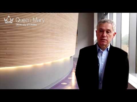 Ο Δρ. Peter Hajek