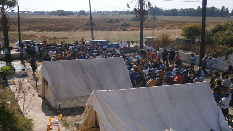 Κινητές μονάδες υποδοχής προσφύγων στα νησιά