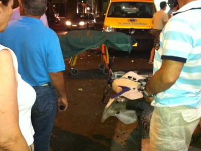 Μηχανή προσγειώθηκε σε ταβέρνα!