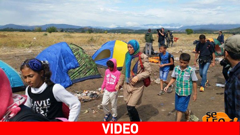 Περίπου 4.000 πρόσφυγες πέρασαν τα σύνορα προς την ΠΓΔΜ