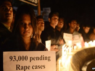 Νέες διαδηλώσεις στην Ινδία κατά των βιασμών