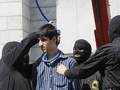 Απαγχονίστηκαν έμποροι ναρκωτικών στο Ιράν