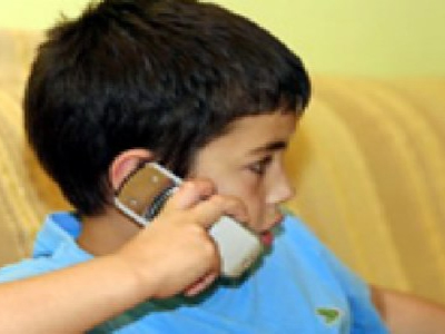 Νέα έρευνα: H χρήση κινητού δεν προκαλεί καρκίνο