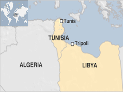 Ανοίγουν τα σύνορα Τυνησίας-Λιβύης για τους αντικαθεστωτικούς