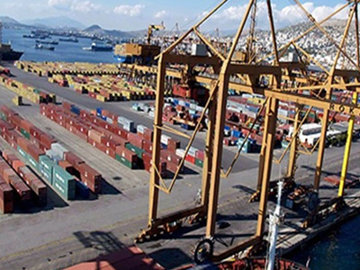 Συνέλαβαν αλλοδαπούς που λήστεψαν 80χρονη