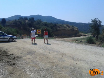 Κομβόι… τουριστών στον τάφο της Αμφίπολης Κομβόι… τουριστών στον τάφο της Αμφίπολης