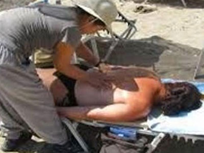 Χανιά: Προσέφερε μασάζ σε λουόμενους και συνελήφθη