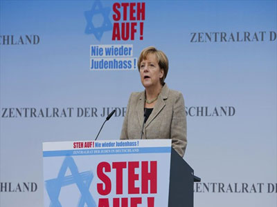 Η Μέρκελ λέει όχι στον αντισημιτισμό