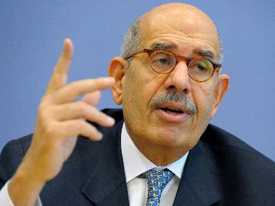 Ο Μοχάμεντ ΕλΜπαραντέι προτείνει να ηγηθεί της μεταβατικής κυβέρνησης