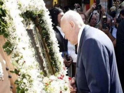 Πού θα περάσουν τον Δεκαπενταύγουστο οι πολιτικοί αρχηγοί