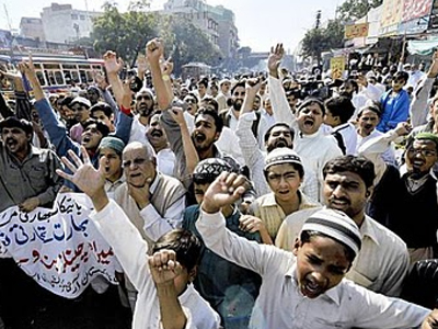 Πακιστάν: Γλύτωσε το λιντσάρισμα αλλά συνελήφθη «βλάσφημη» 11χρονη…