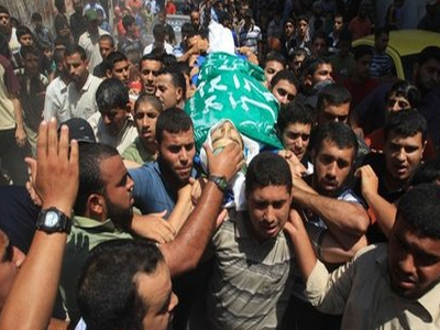 Λουτρό αίματος στην Παλαιστίνη από αεροπορική επιδρομή Ισραηλινών