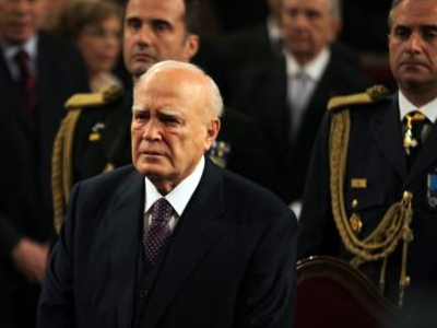 Οργισμένη απάντηση της Χρυσής Αυγής προς τον Κάρολο Παπούλια