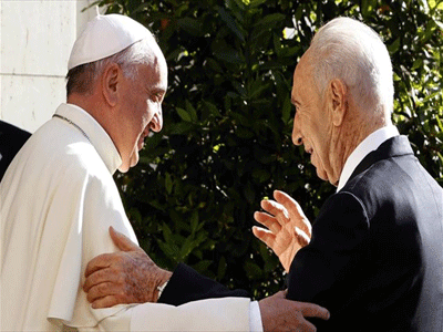 Πάπας Φραγκίσκος: «Χρειάζεται θάρρος για την ειρήνη στη Μέση Ανατολή»