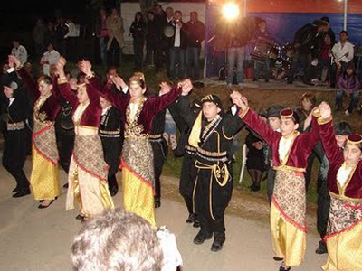 Οι Πόντιοι της Μακεδονίας ακολουθούν πιστά τις παραδόσεις τους