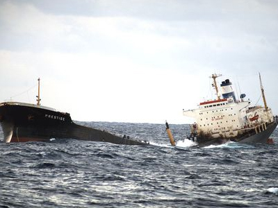 Η ισπανική κυβέρνηση ζητεί αποζημίωση για το «Prestige»