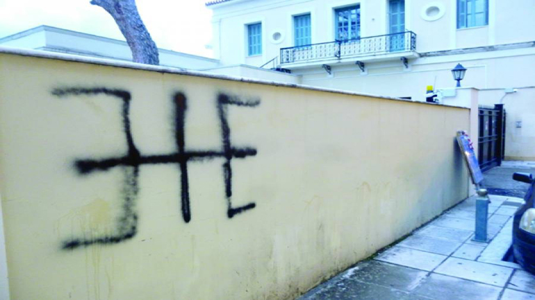 Καλαμάτα: Ομολόγησαν οι συλληφθέντες ότι… ανήκουν στην Ομάδα Έψιλον και είναι δωδεκαθεϊστές