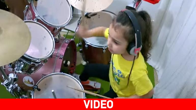 Ντράμερ ετών… πέντε