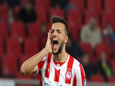 Η Μπενφίκα θέλει τον Σάμαρη