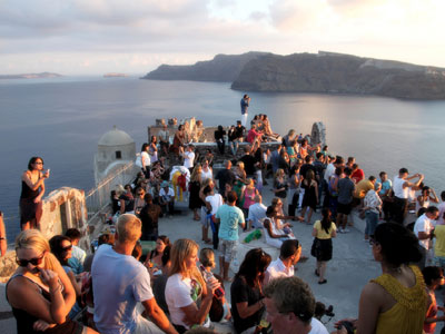 Το ηλιοβασίλεμα της Οίας μέσα στα καλύτερα του κόσμου