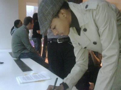 Γιος δημοφιλούς ράπερ κλείνει συμφωνία ρεκόρ!