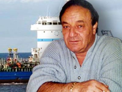 Βάζουν τον Έλληνα πλοίαρχο να κάνει πειρατείες