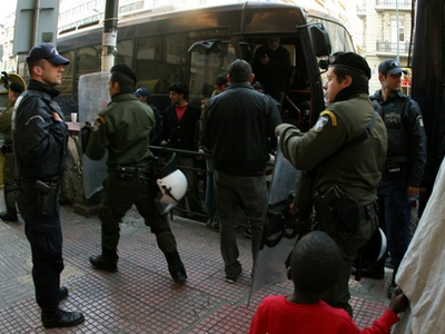 Χιλιάδες προσαγωγές και εκατοντάδες συλλήψεις στο κέντρο