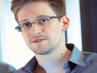 Με νέα στοιχεία «απειλεί» ο Σνόουντεν