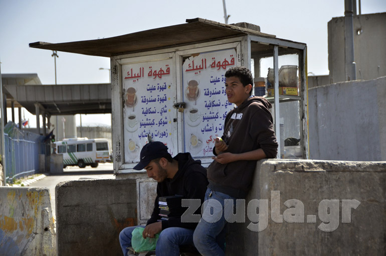Η ανεργία και η φτώχεια μαστίζουν την Παλαιστίνη. Δεν ισχύει το ίδιο για την άλλη πλευρά