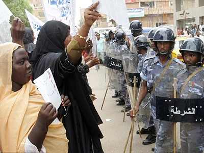 Συνεχίζονται οι αντικυβερνητικές διαδηλώσεις στο Σουδάν