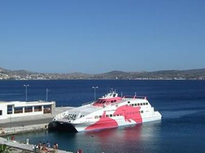 Ταλαιπωρία για τους επιβάτες του Superjet στη Νάξο