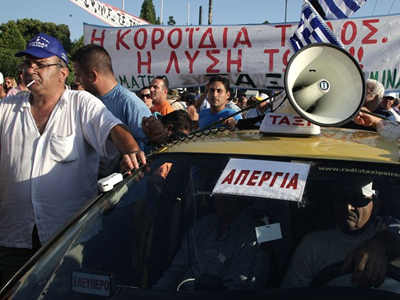 Πρωθυπουργικό «ναι» για την παρουσίαση του νόμου για τα ταξί