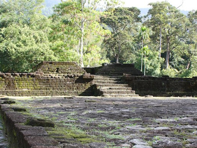 Κατέστρεψε αρχαίο ναό για να χτίσει… σπίτια!
