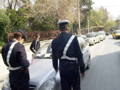 «Σαφάρι» της τροχαίας για την παράνομη στάθμευση στην Αττική
