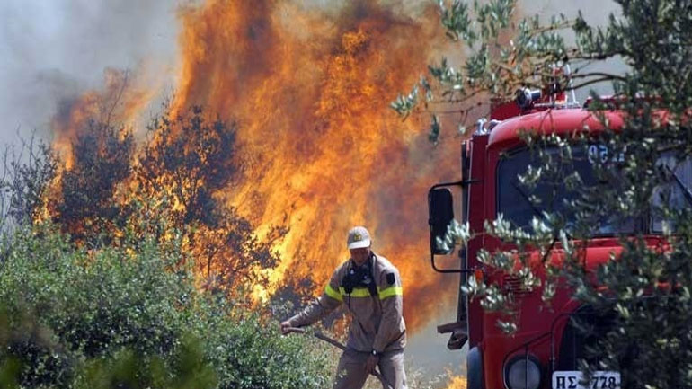 Υπό μερικό έλεγχο η πυρκαγιά στα Τουρκοβούνια