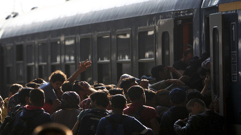 Σταματούν τα δρομολόγια τρένων μεταξύ Γερμανίας και Αυστρίας λόγω του μεταναστευτικού