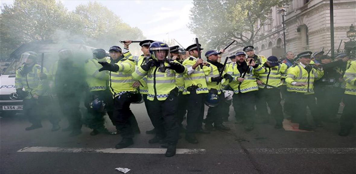 Η άβολη θέση της εξουσίας